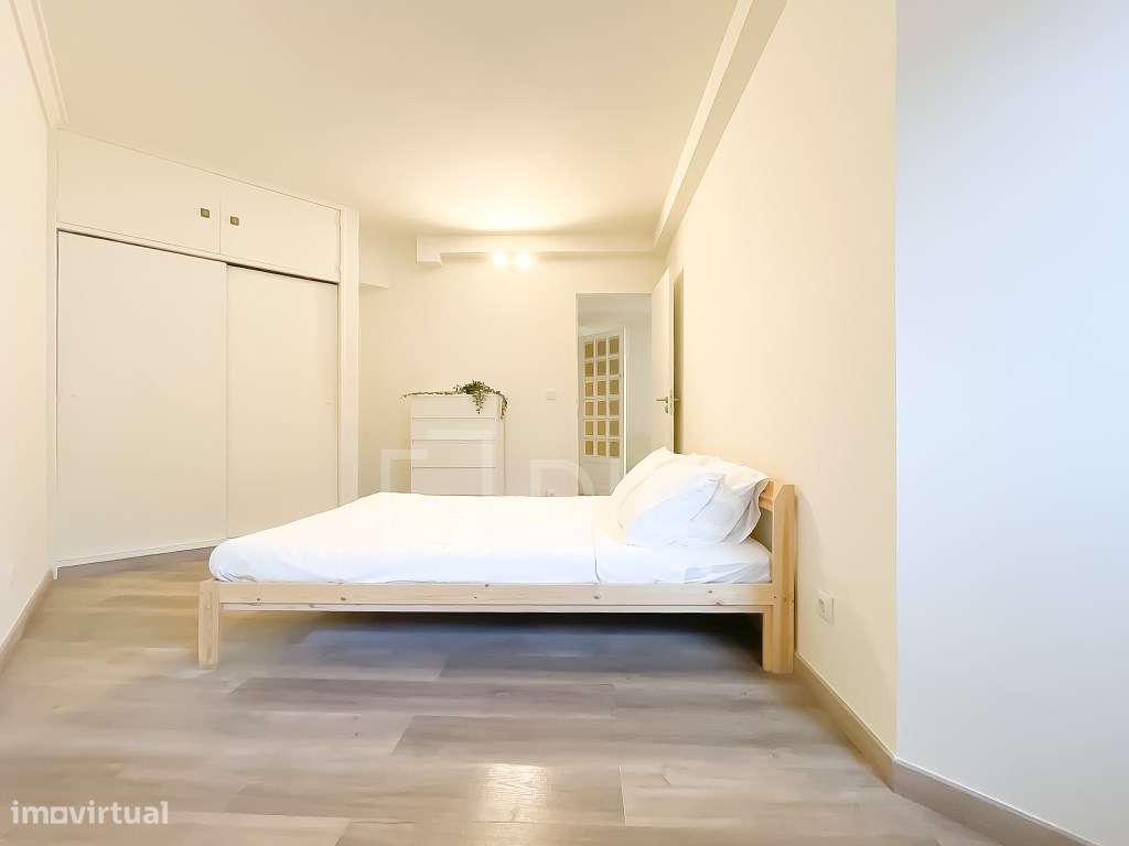 Apartamento T2 totalmente renovada com licença AL, no Jamor - Grande imagem: 5/26