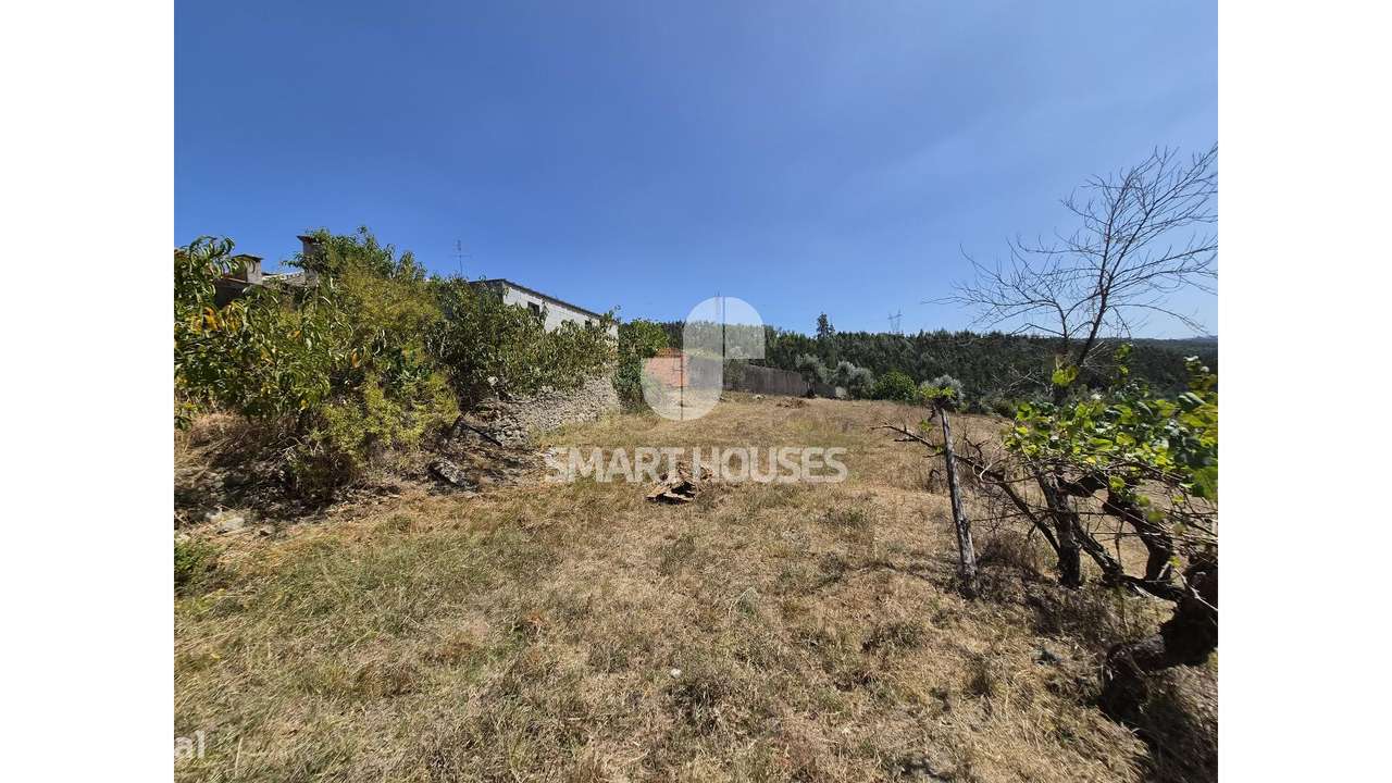 Moradia T3 Lufreu c/ terreno-33