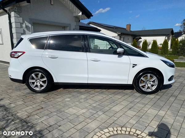 Ford S-Max 2.0 TDCi Titanium PowerShift - 28