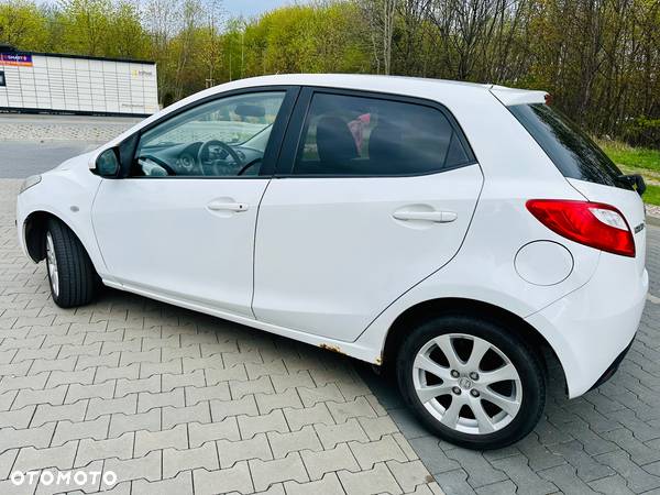 Mazda 2 - 14