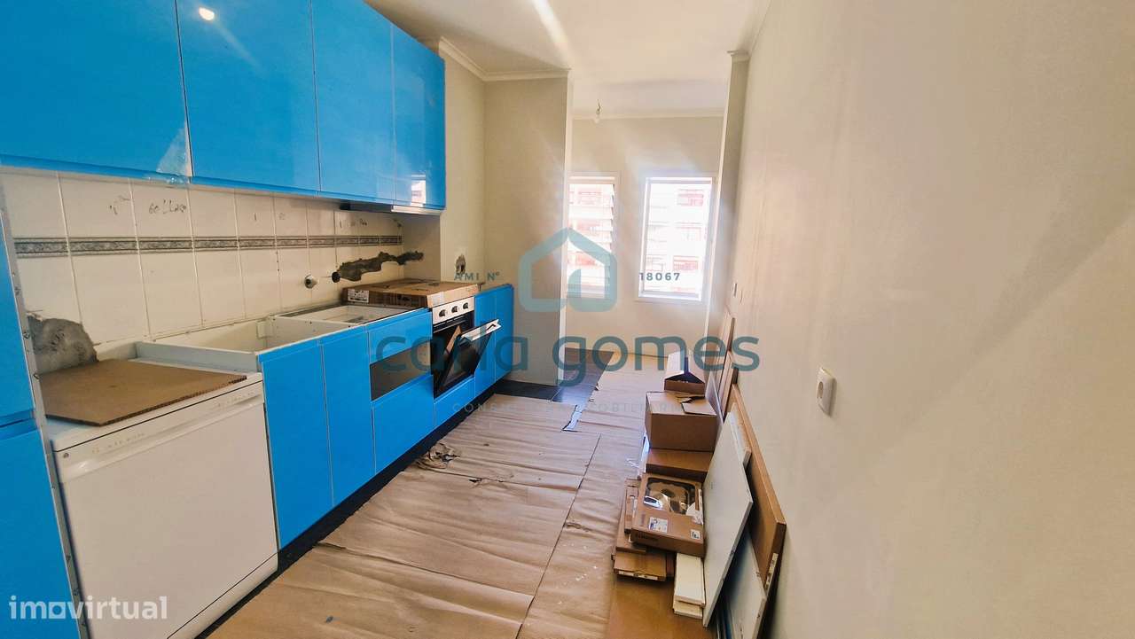APARTAMENTO T1 C/ LUGAR DE GARAGEM ELEVADOR | VILAR PARAÍSO, V.N. GAIA-11