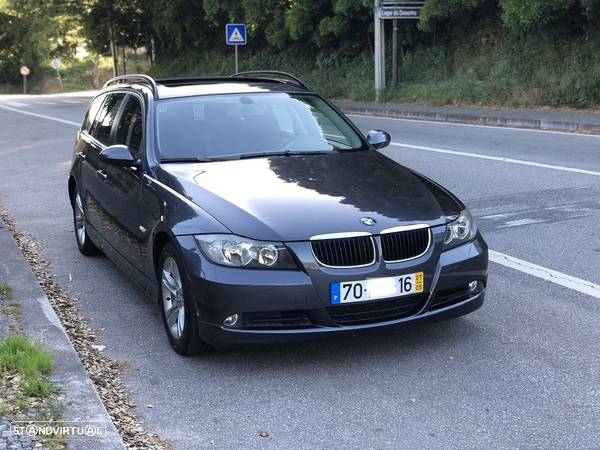 BMW 320 d Touring Exclusive - 41