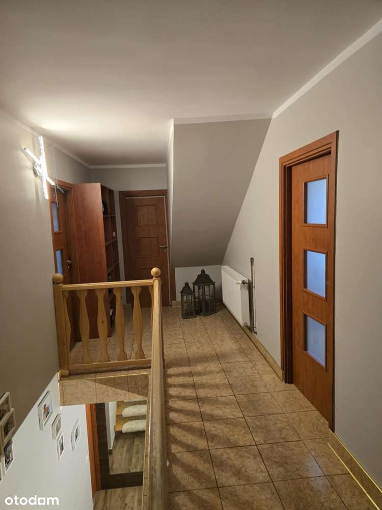 Przestronny dom 154 m² z garażem i ogrodem - Pełny obrazek: 4/20