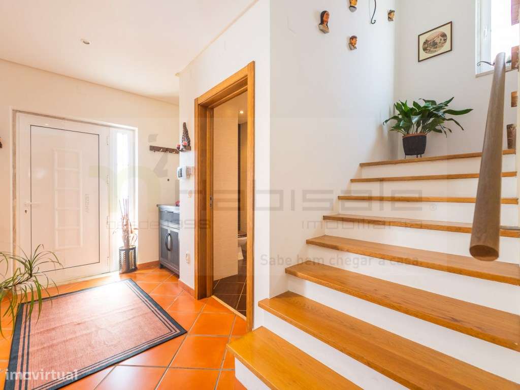 Moradia T4+1 | Casal Novo - Famões / Caneças-16