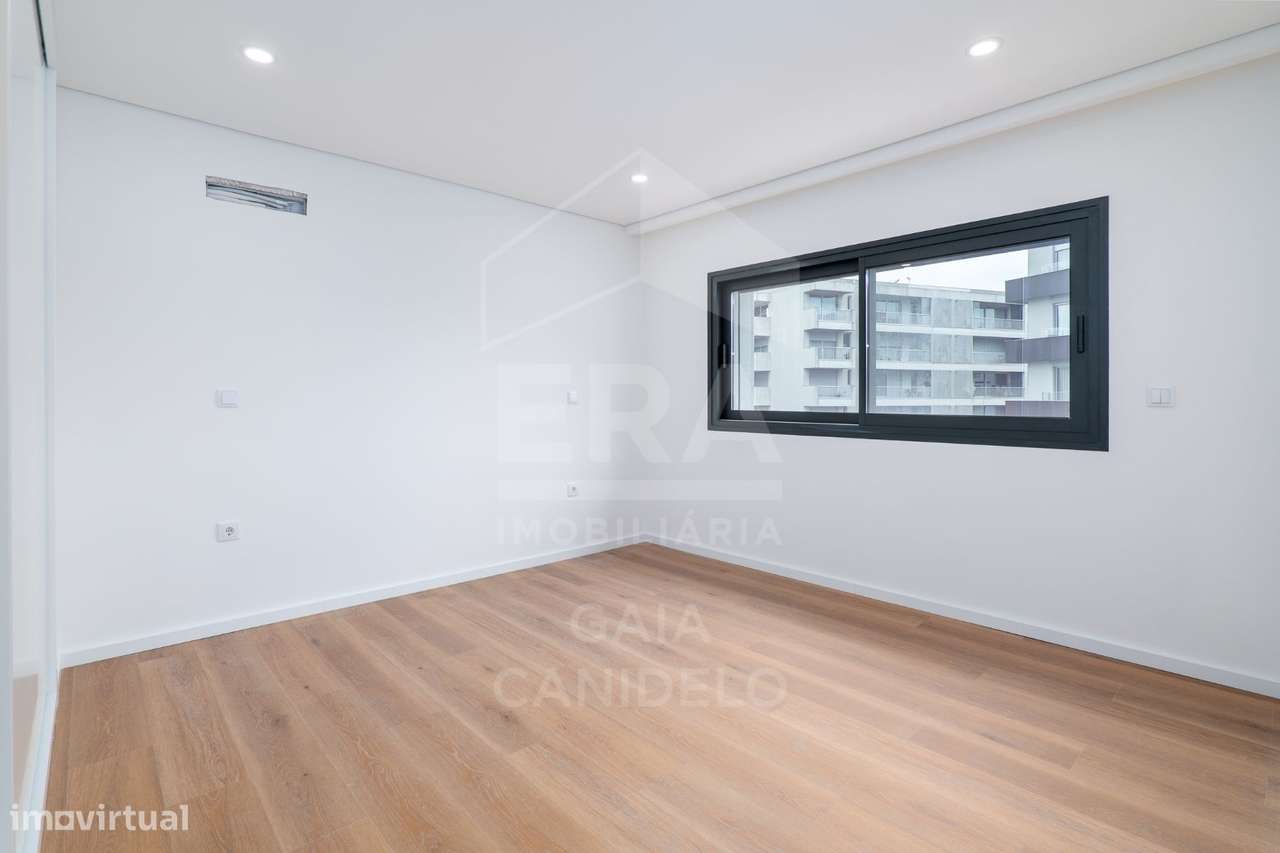 T2 em Condominio com Piscina em Canidelo-9