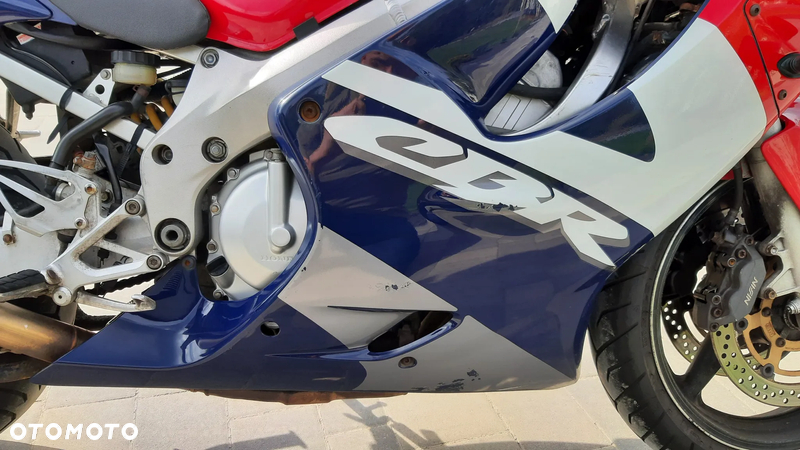 Honda CBR - 9