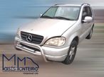 Peças Mercedes Benz M-Class (W163) ML 230 de 2000 - 1