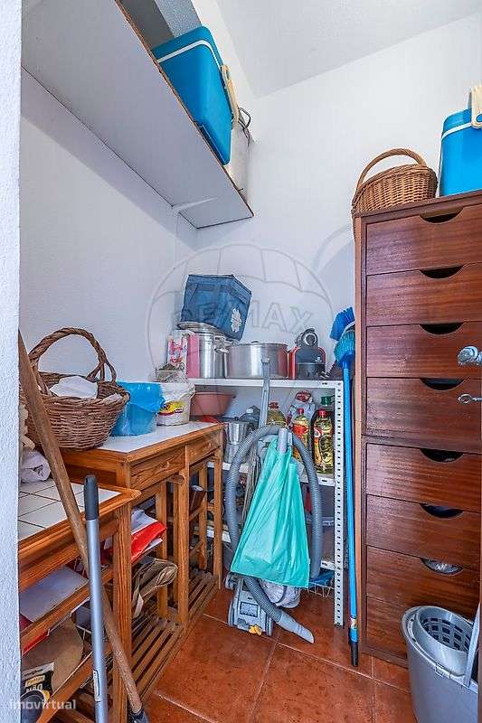 Moradia T5 para venda-18