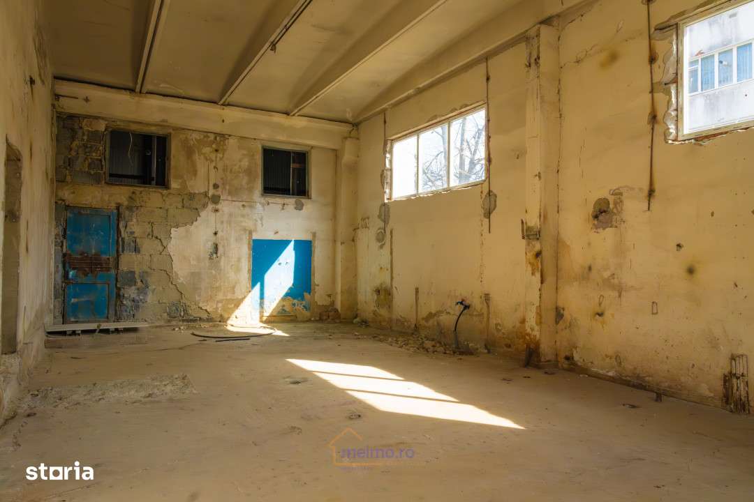Hala de 307 mp – pozitie strategica intre Gara si Școala Nr. 2-11