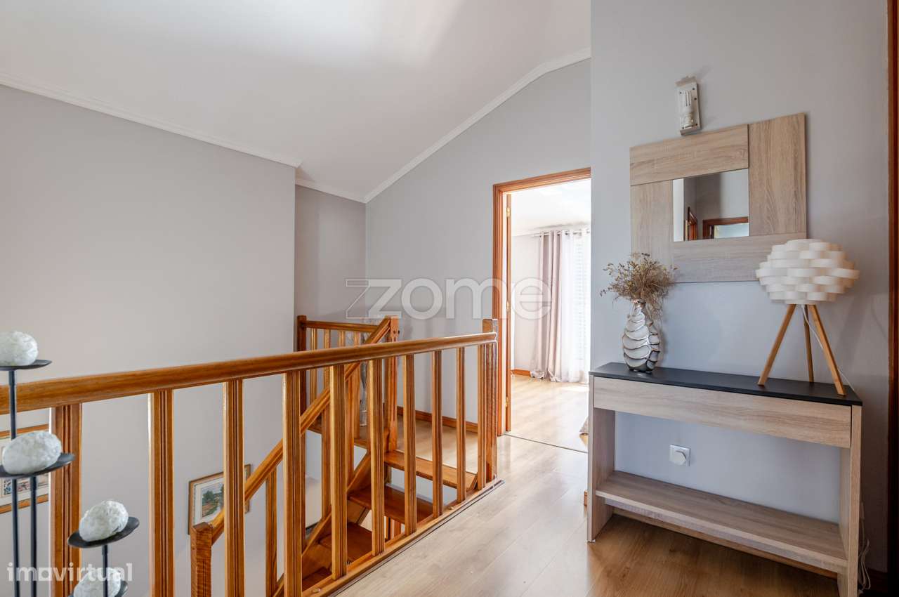 Duplex T3 com Terraço e Vista Mar em Gaia-37