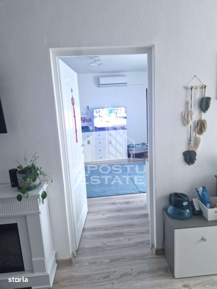 Casa individuala 83mpu ,la curte comuna ,zona Romanilor - Imagine principală: 2/7