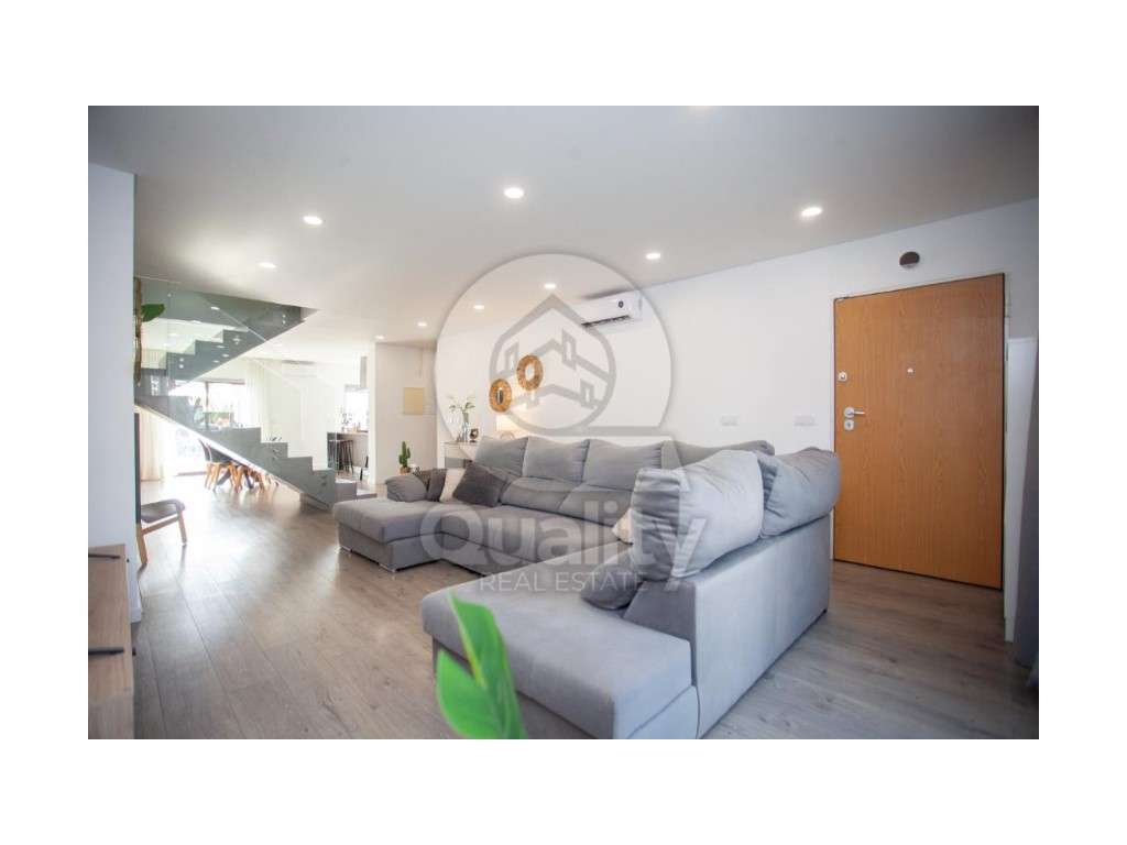 Moradia em Banda T5 - Barreiro - Grande imagem: 5/35