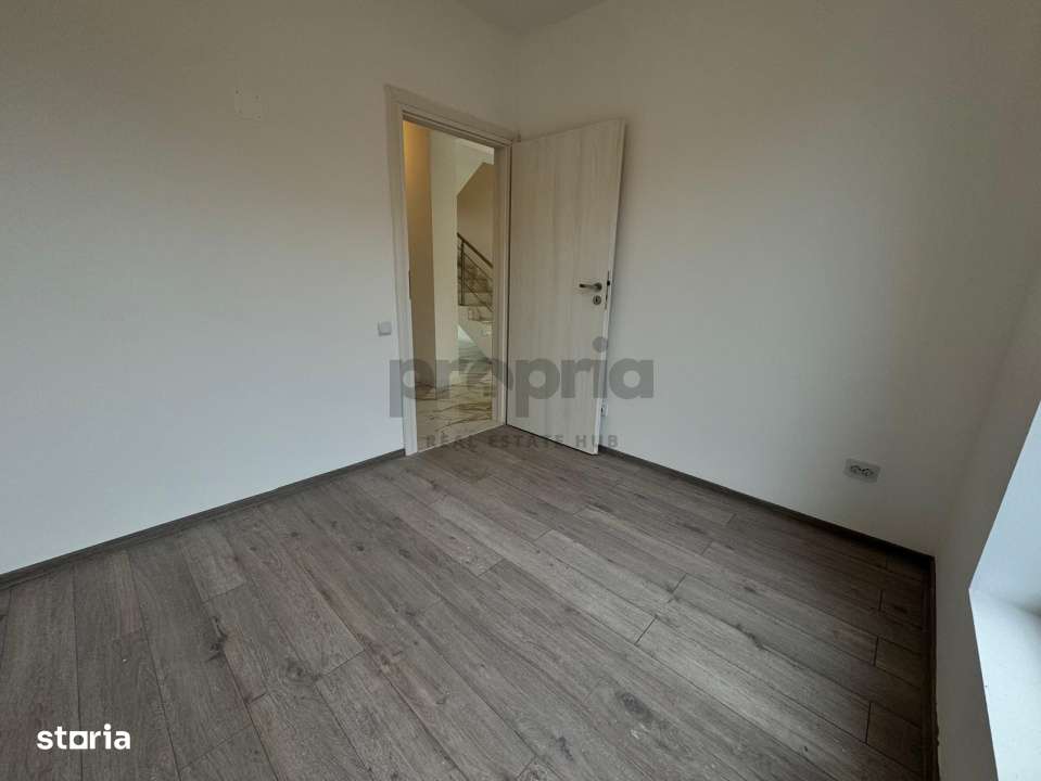 Casa de vanzare | 5 camere • 3 bai • 415 mp teren | Harman-16