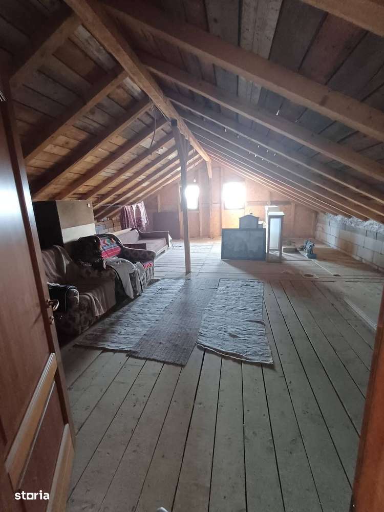 Casa de vanzare in Cotu-Vames, teren de 1130mp , P+E, 99.900 euro-1