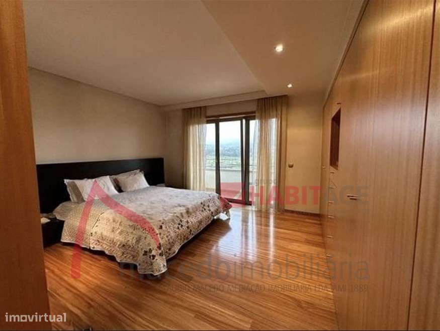 Moradia Individual T3 com piscina em Lomar-15