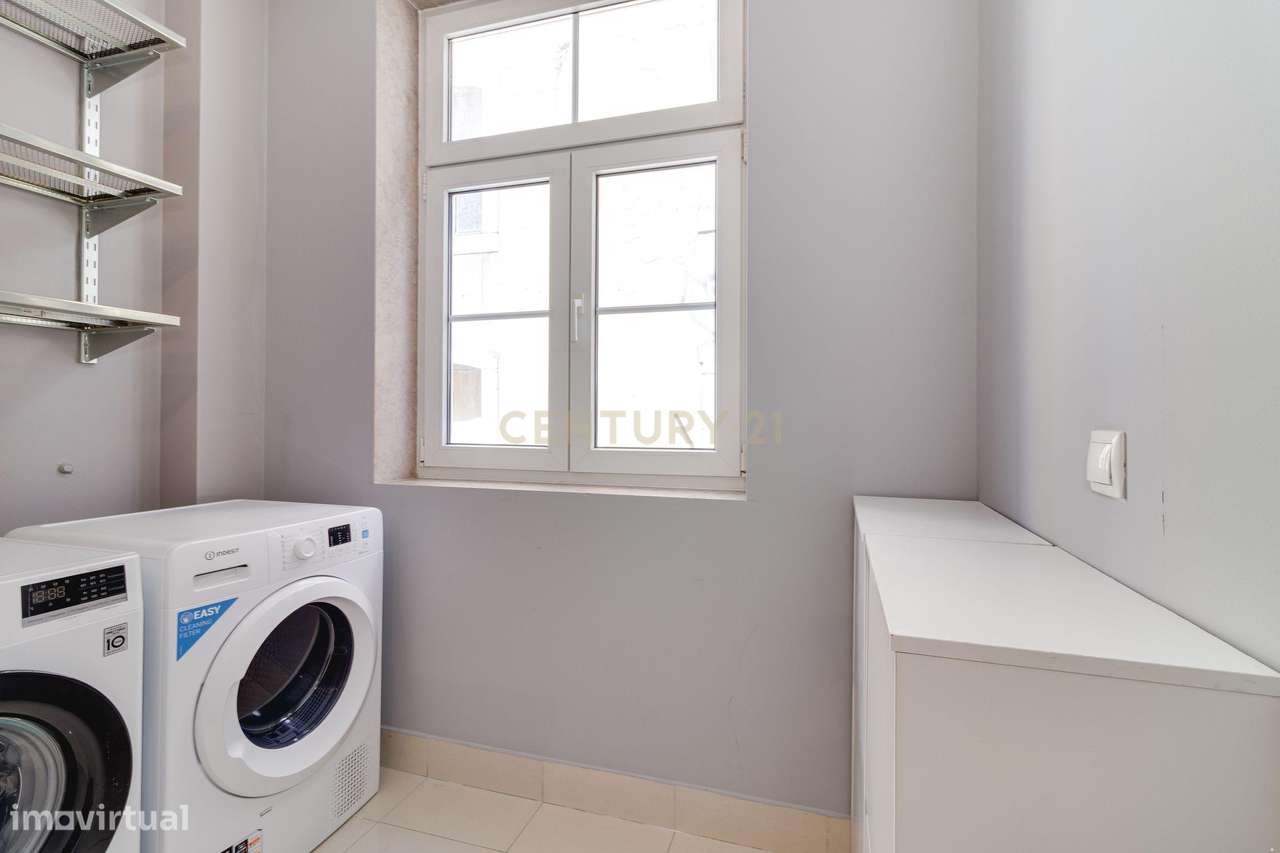 T2 de charme com 105m² na Baixa-Chiado | Rua da Misericórdia | Pronto-8