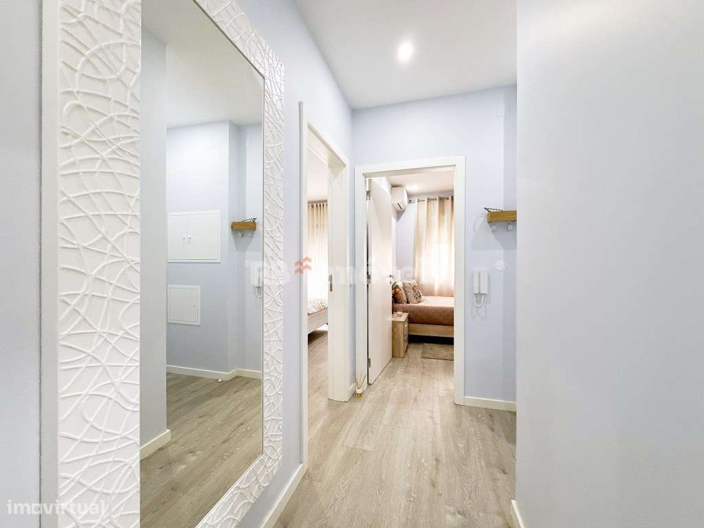 Apartamento T2 totalmente renovado, perto da estação ferroviária-5