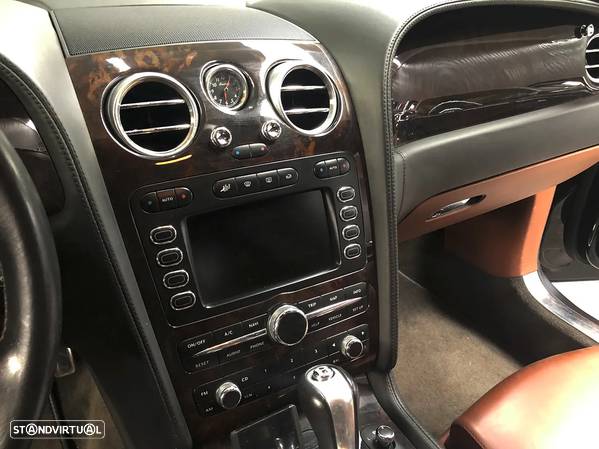 Bentley Continental GT - 28