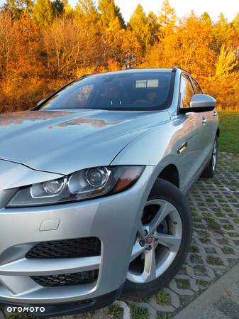 Jaguar F-Pace - 14