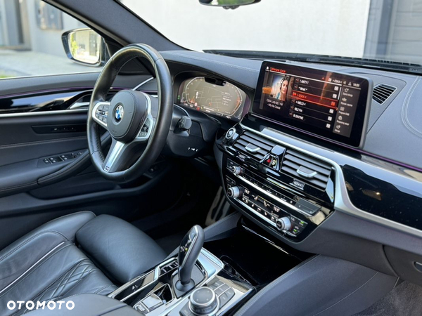 BMW Seria 5 540d xDrive mHEV M Sport sport - 30