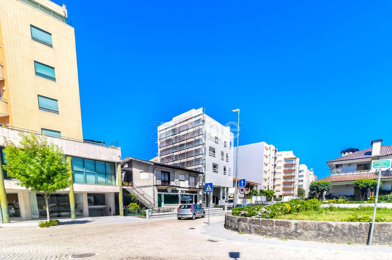 T2 com varanda e lugar de garagem, centro Paços de Ferreira - Grande imagem: 4/34