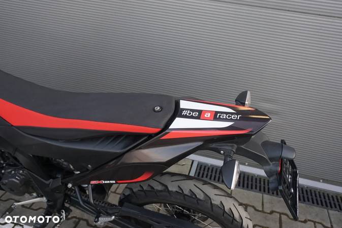 Aprilia SX - 12