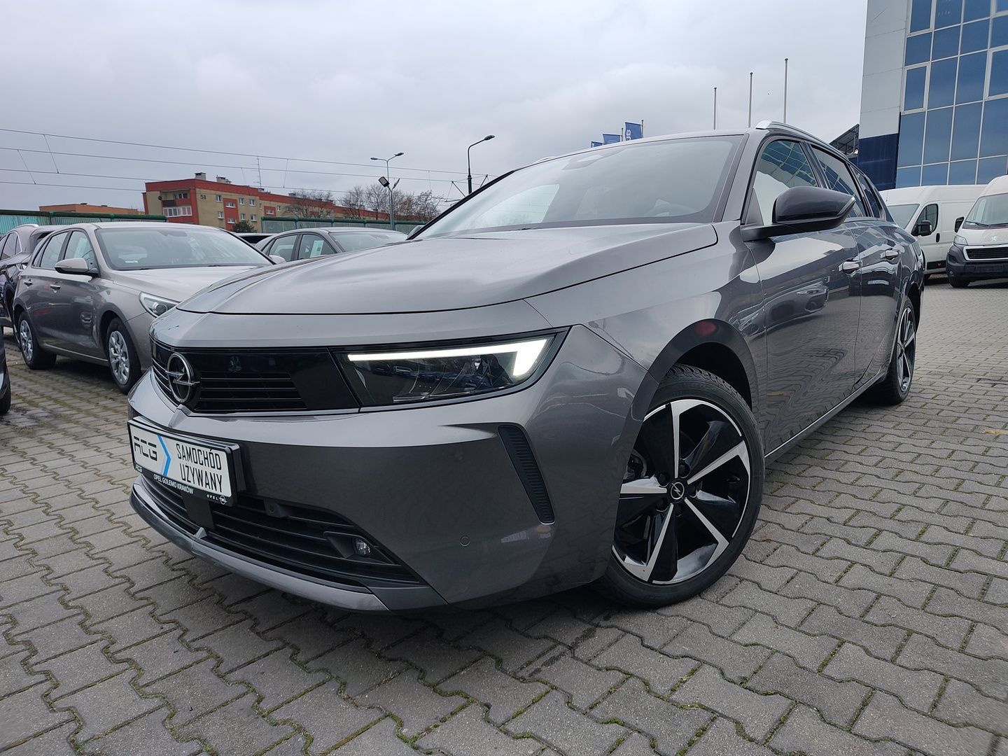 VI 1.2 T Elegance S&S 130KM