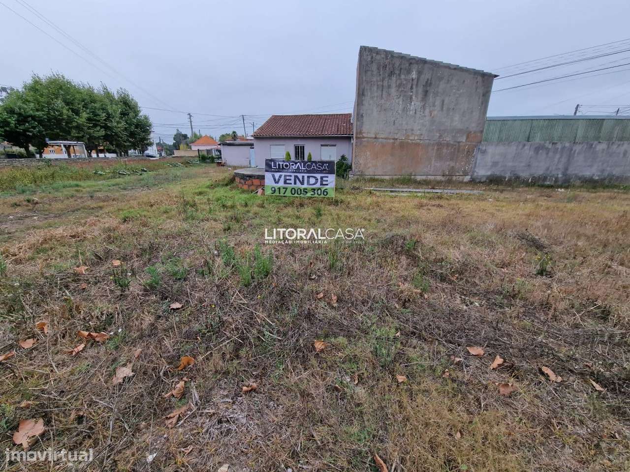 Terreno Plano para construção de moradias - Grande imagem: 4/6