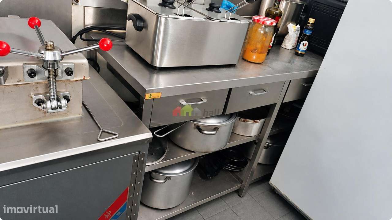 Av. Luísa Todi: Trespasse de Restaurante Pronto a Faturar – Vista Mar-45