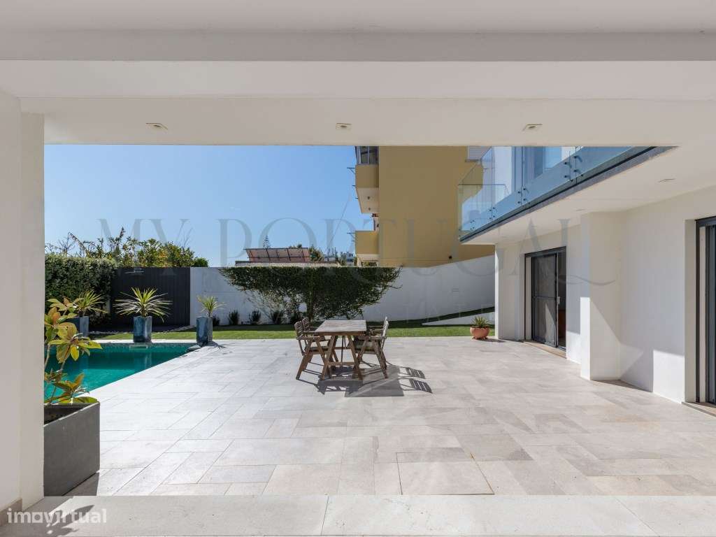 Uma Moradia com Vistas Deslumbrantes de Mar e Vale-42