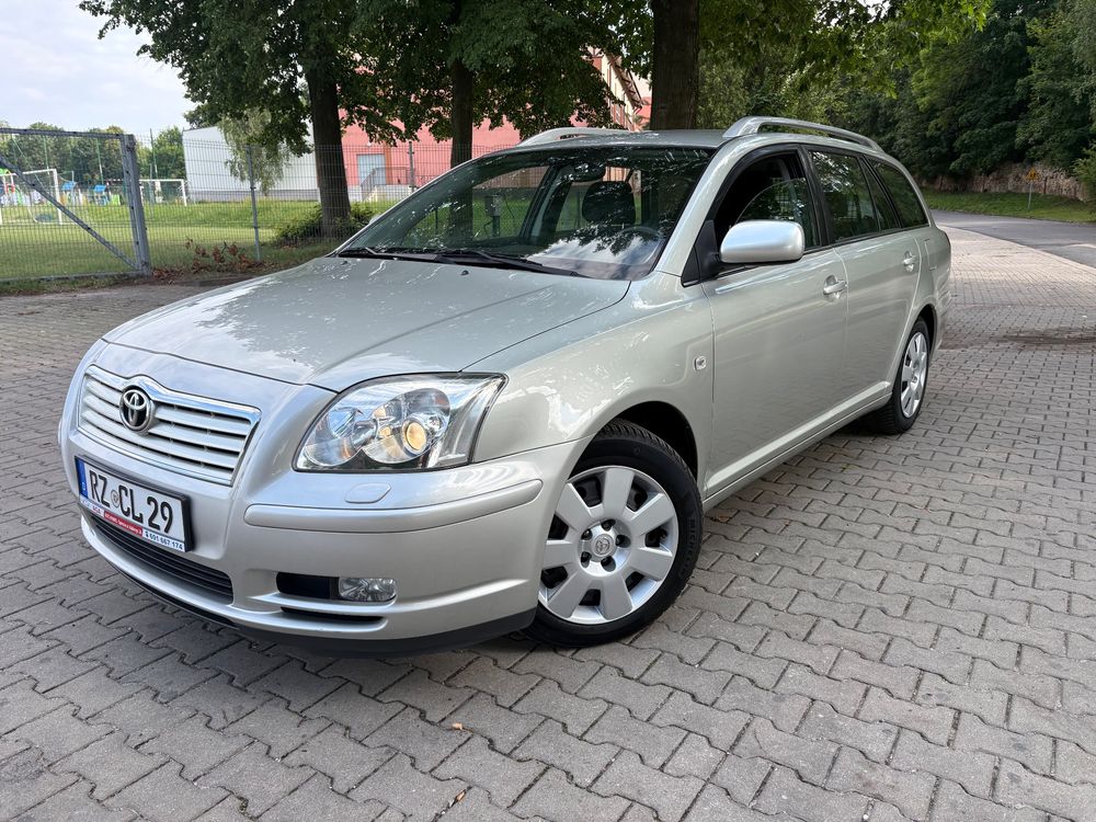 Toyota Avensis II (2003-2009) 1.8 VVT-i Edition 2005