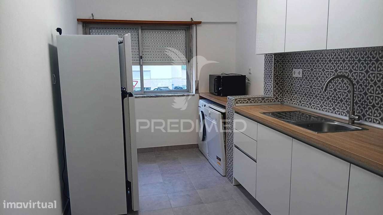 Excelente T2 Arrendar próximo praia, no centro de Oeiras - Grande imagem: 4/25