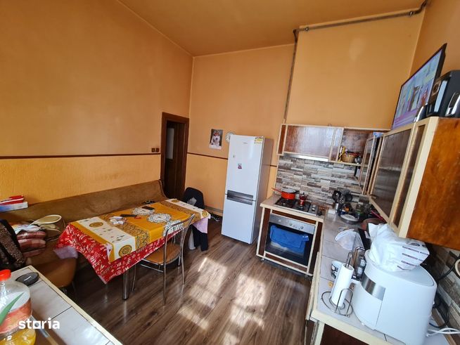 Vand ap 3 camere la Casa Ultracentral Metiano Teatru cu Termoteca.-4