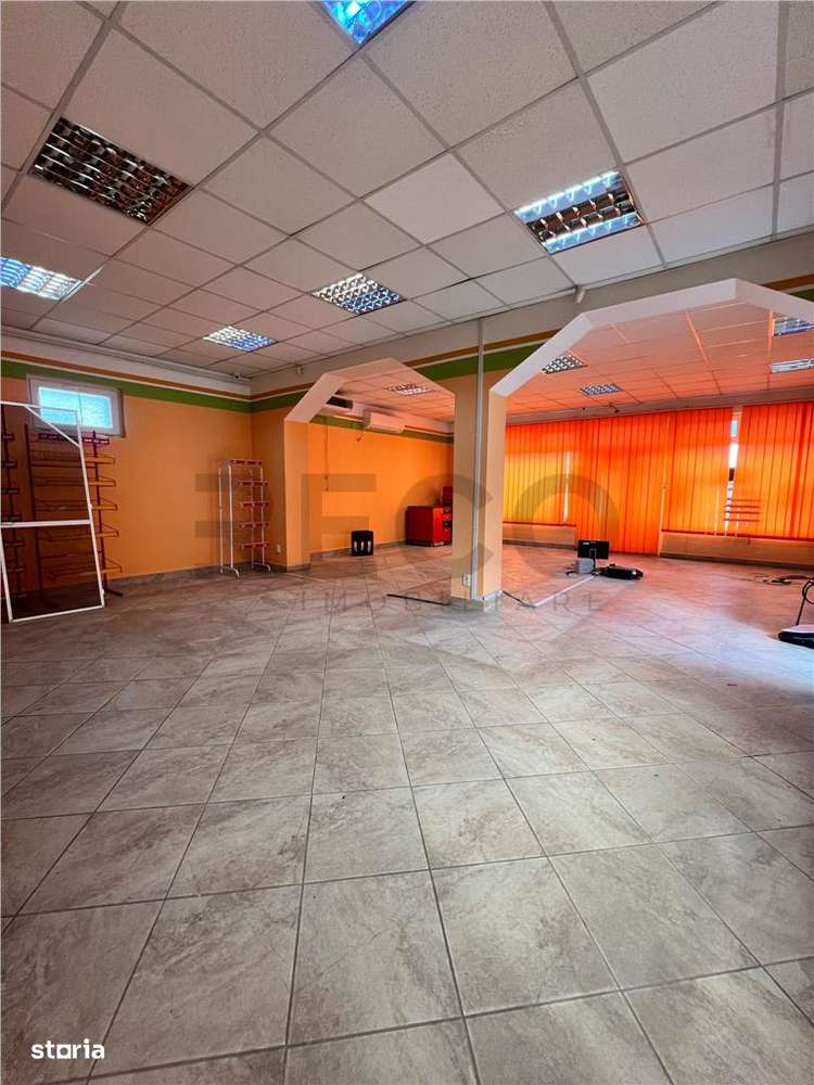 RECO Casa cu spatiu comercial in Biharia - Imagine principală: 5/9
