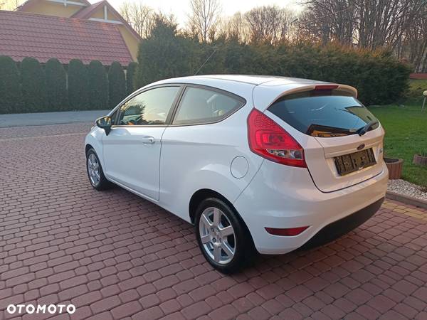 Ford Fiesta 1.25 Champions Edition - 7