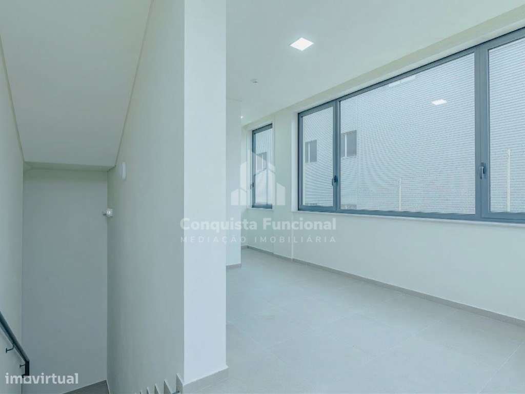 Armazém Industrial em Vila Maior - Santa Maria da Feira-4