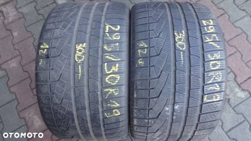 Opony zimowe 295/30R19 Pirelli Sottozero W240 100V - 1