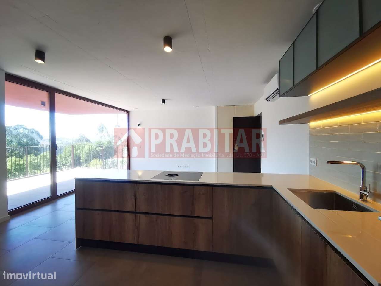 APARTAMENTO T2, NOVO  A ESTREAR. NA CIDADE DE COIMBRA-3