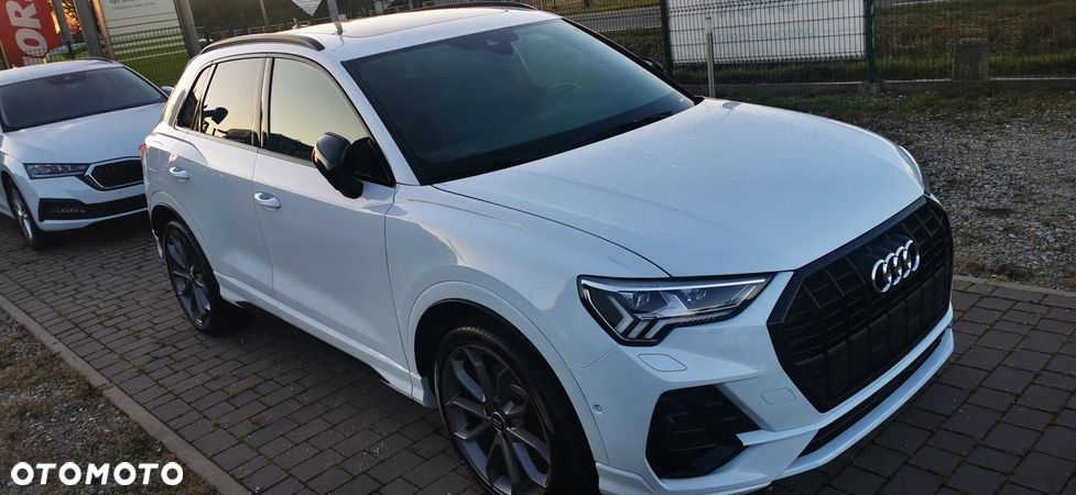 Audi Q3 40 TFSI Quattro S Line S tronic - 1