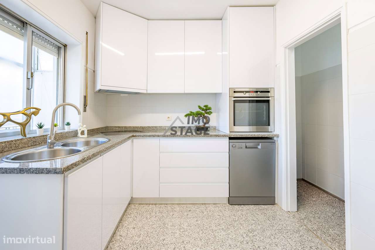 Apartamento T2+1 situado no Centro da Maia-5