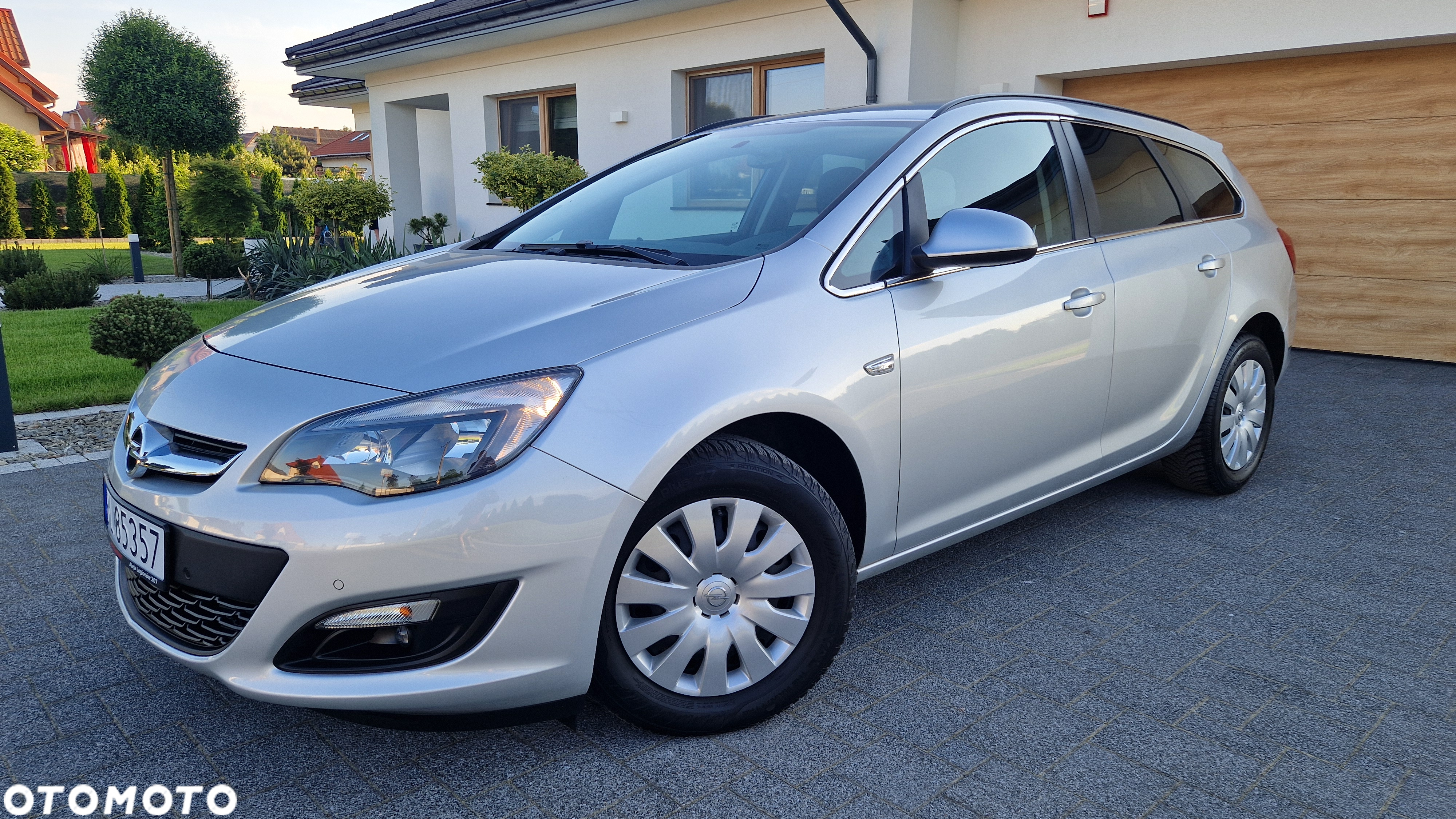 Opel Astra IV 1.6 CDTI Sport - 2