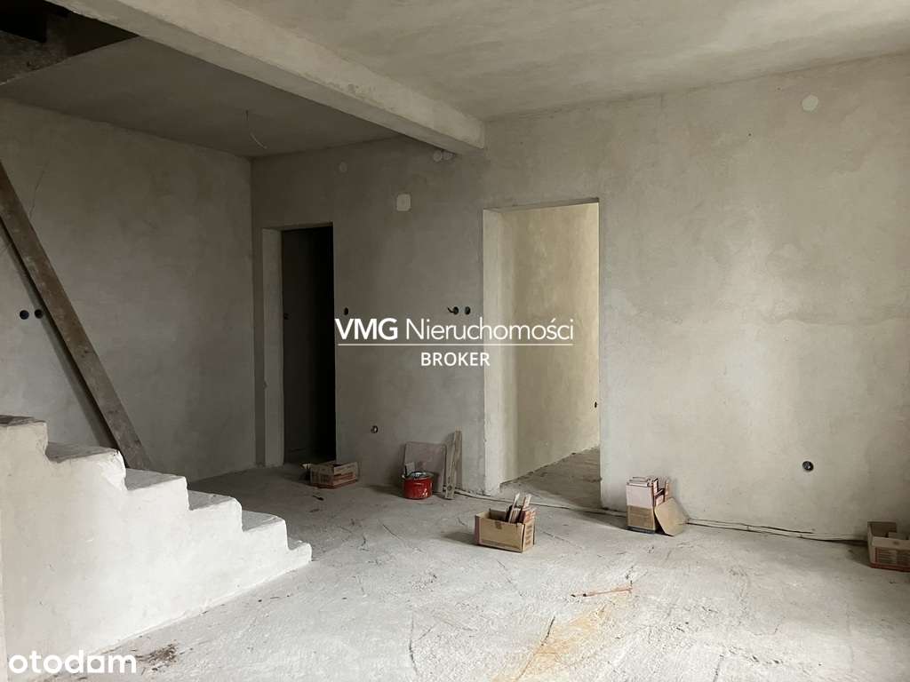 Dom do wykończenia dla osób z wyobraźnią.-10