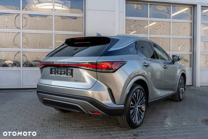 Lexus RX - 5