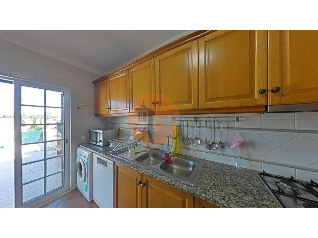 Fantástica Moradia com Piscina para venda-44