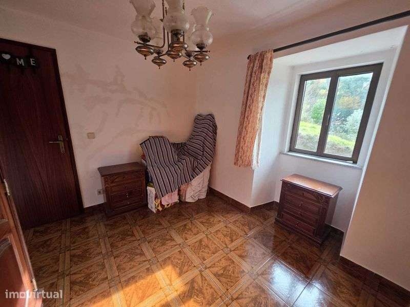 Moradia em Pedra com Loja, Pátio - São Gião, Oliveira do Hospital - Grande imagem: 5/8