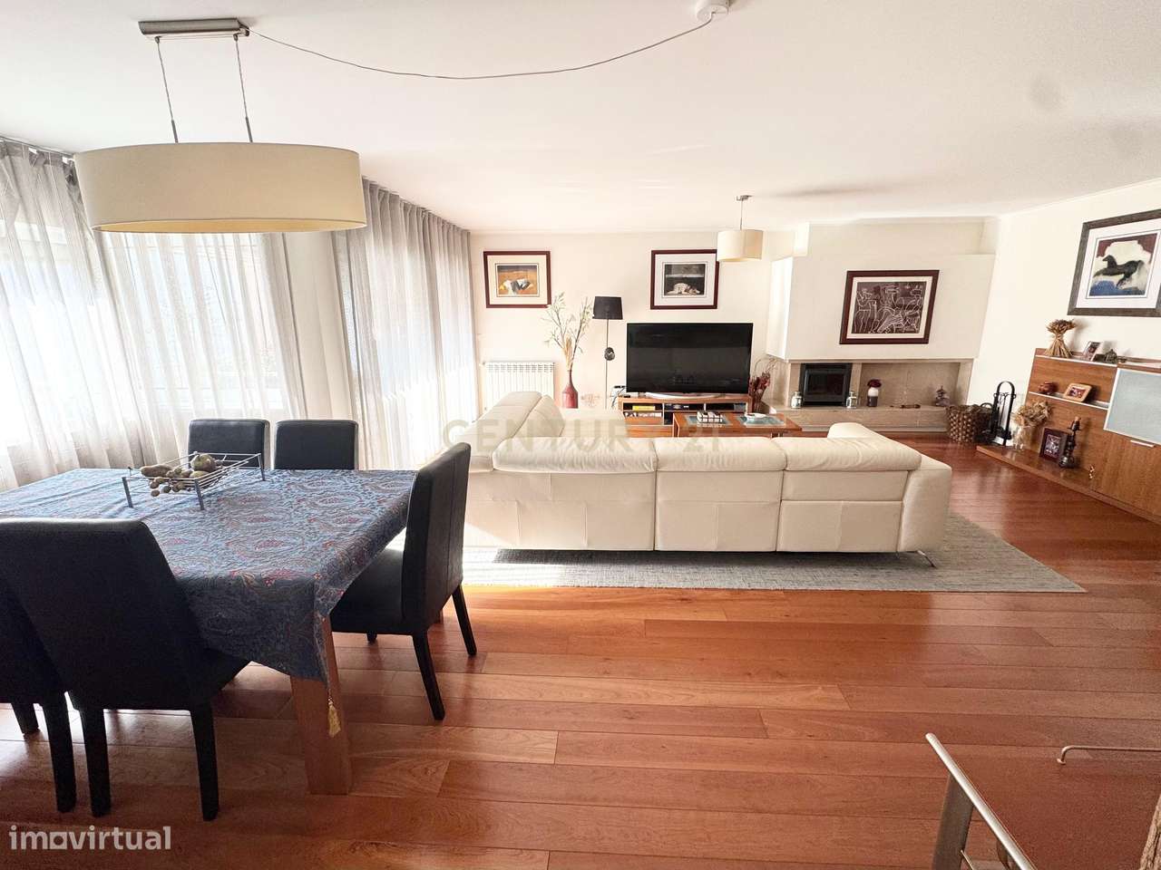 Apartamento T4 com Varanda, Garagem e Arrecadação — Lumiar | Quinta da - Grande imagem: 2/19