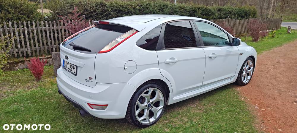 Ford Focus 2.5 ST - 20