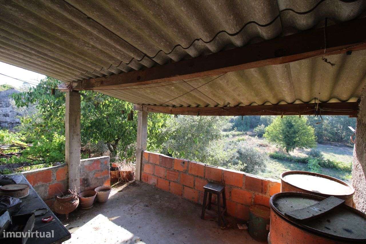 Moradia para Reconstrução - Póvoa de Calde - Viseu-14