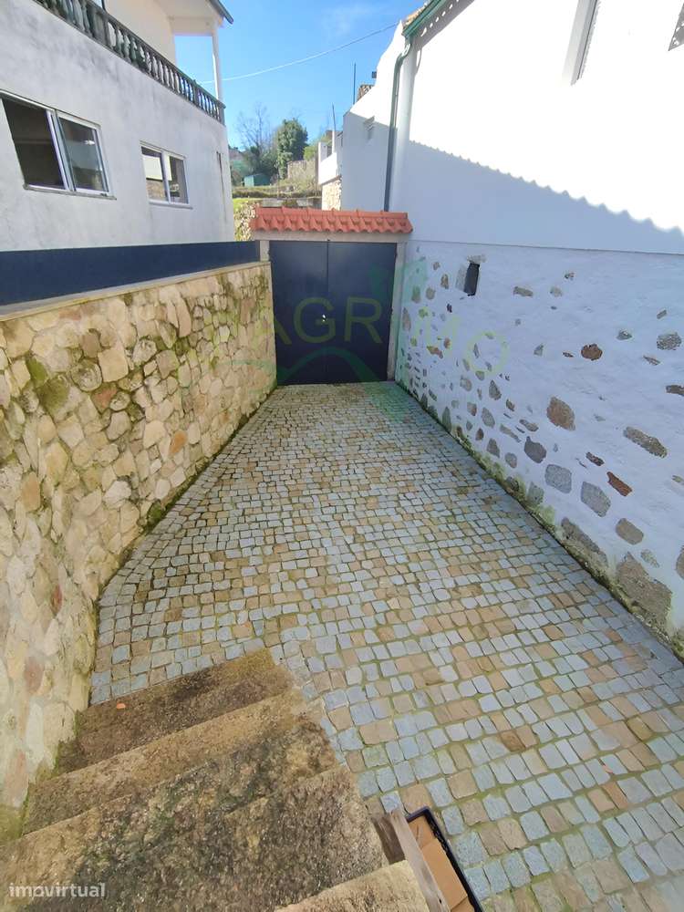 Moradia rústica no Souto, Penedono-5
