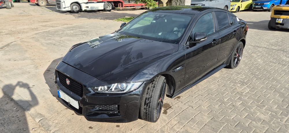 Jaguar XE 2017
